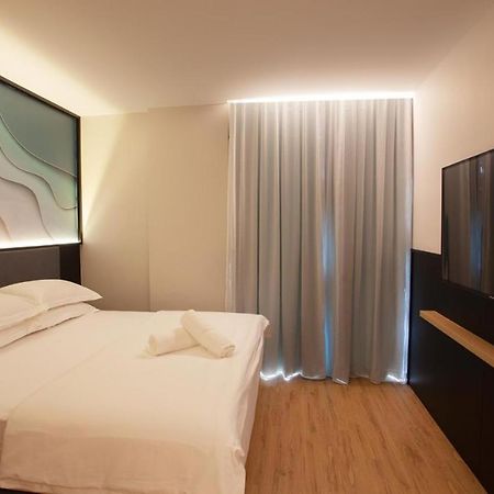 Hako Hotel Johor Bahru Exteriör bild